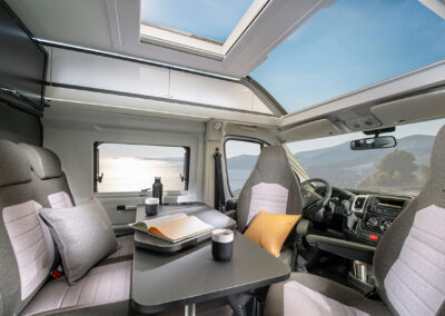 Twin Supreme 640-spb-family-dinette