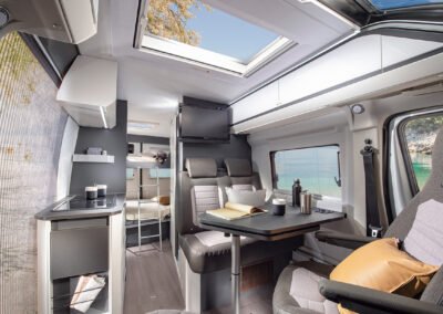 Twin Supreme 640-spb-family-image-interior