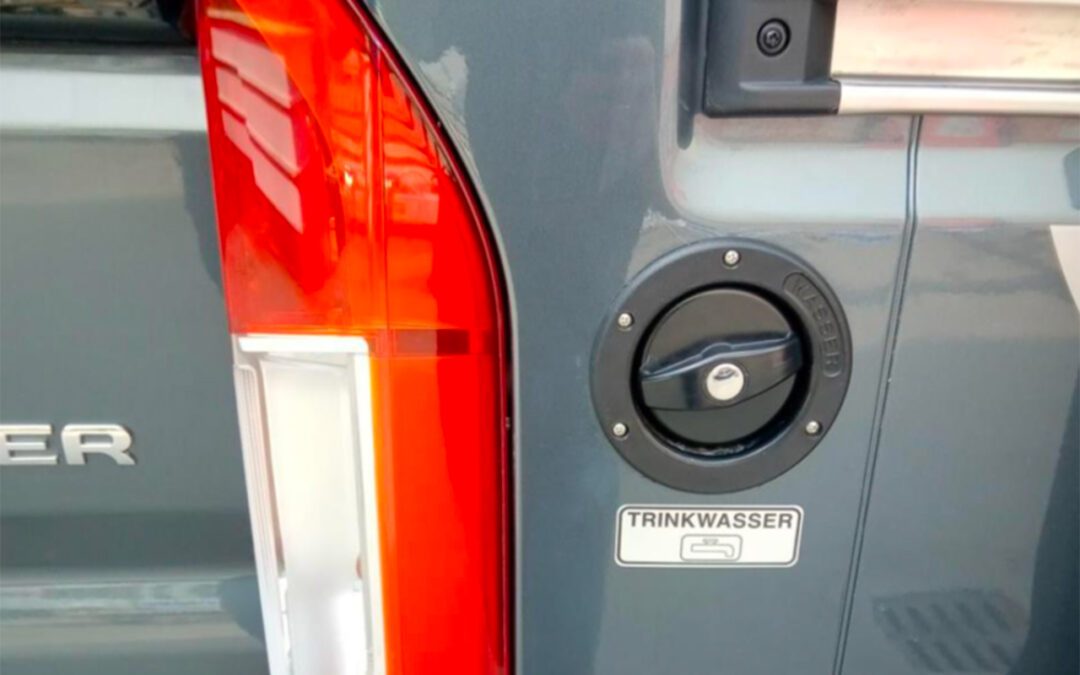 Hoe vervang ik de waterpomp van mijn Pössl/Globecar