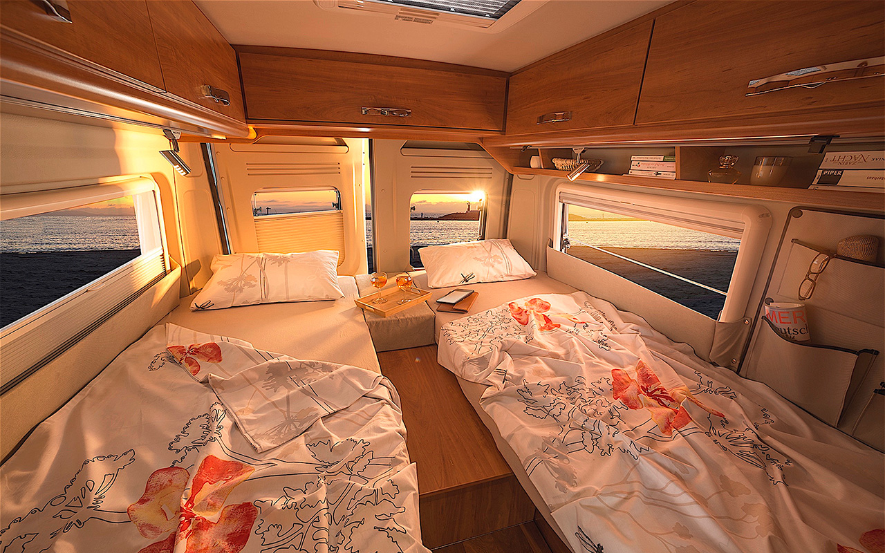 Buscamper met enkele bedden