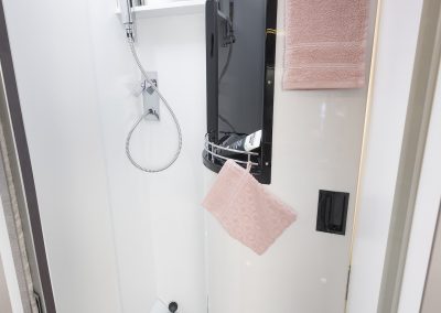 Summit Shine 540 douche