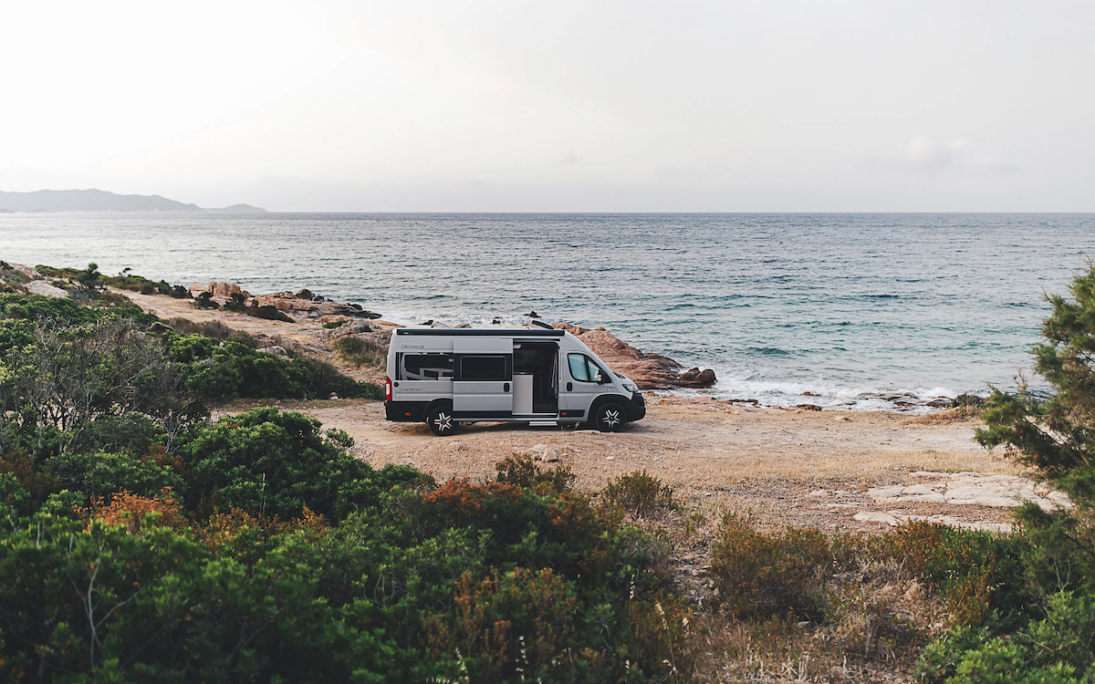Globecar campers Globecar campers aan zee