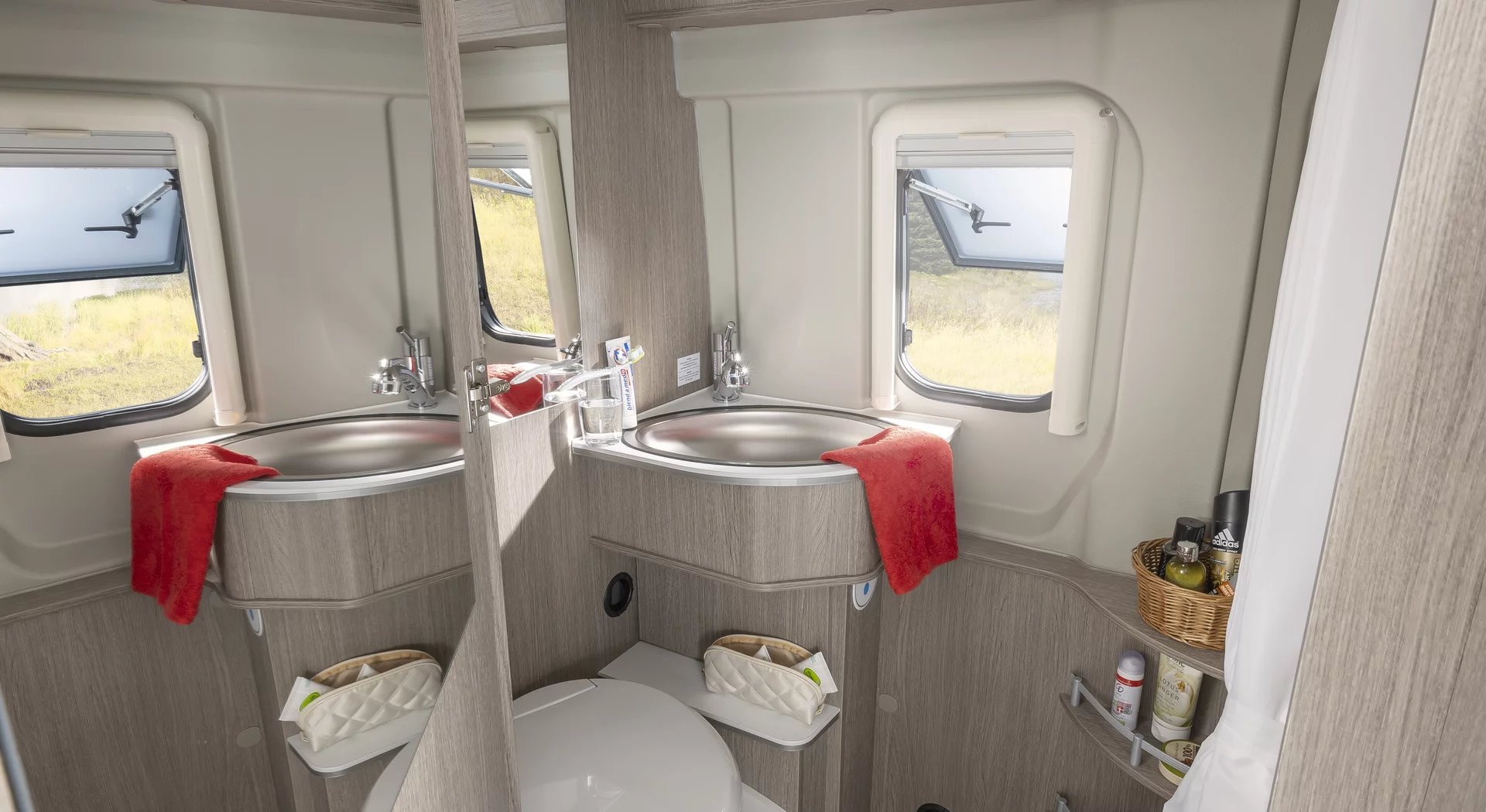 2Win Plus badkamer De badkamer in de 2Win Plus