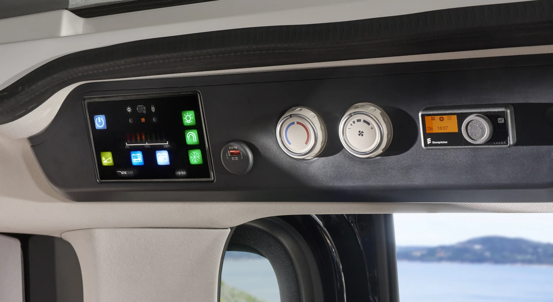 Campster bedieningspaneel Bedieningspaneel in de Campster