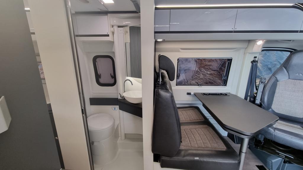 adria-twin-supreme-640-slb-6