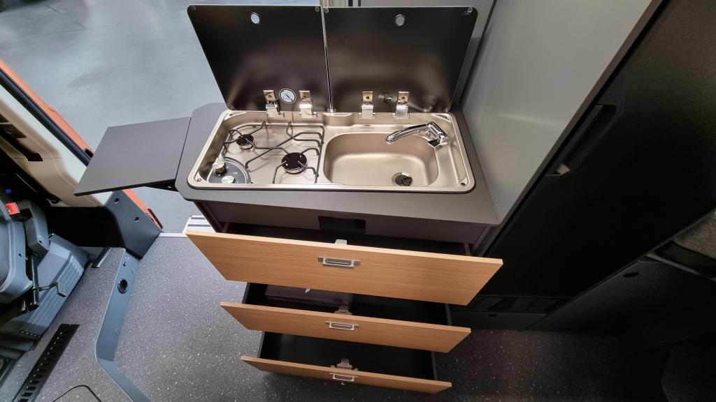 adria-twin-640-slb-12