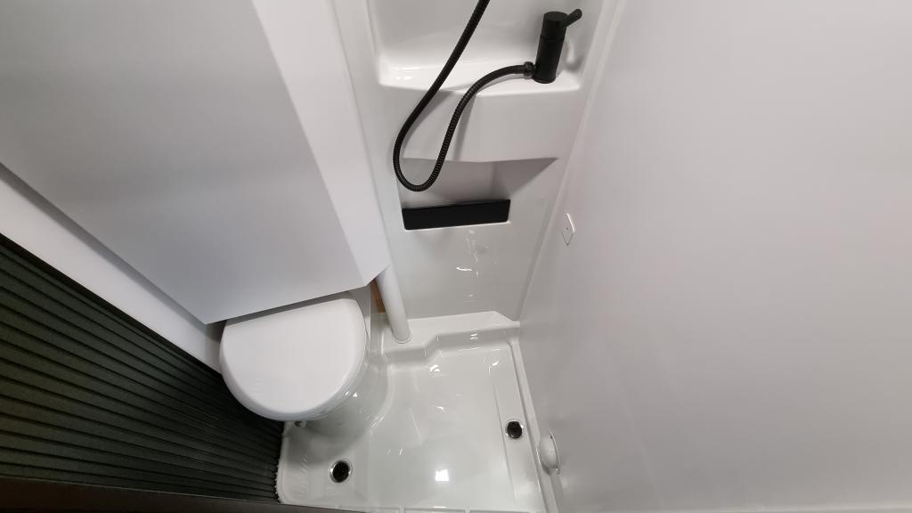 adria-twin-640-slb-16