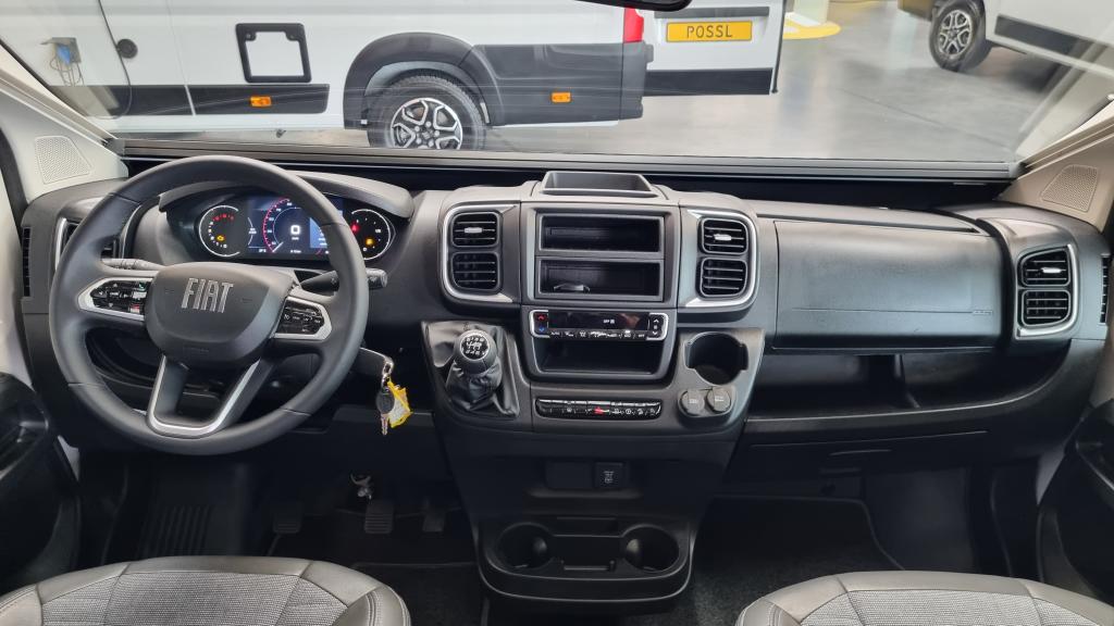 adria-twin-supreme-640-slb-15