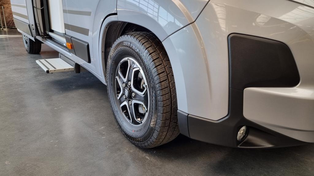 adria-twin-sports-640-sgx-6