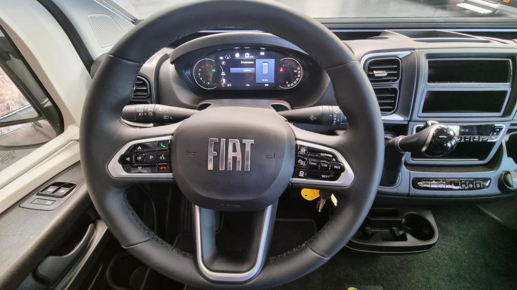 adria-twin-sports-640-slb-23