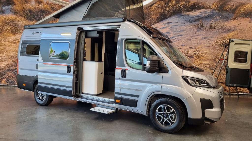 adria-twin-sports-640-slb-25